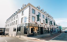 Dillon’s Hotel